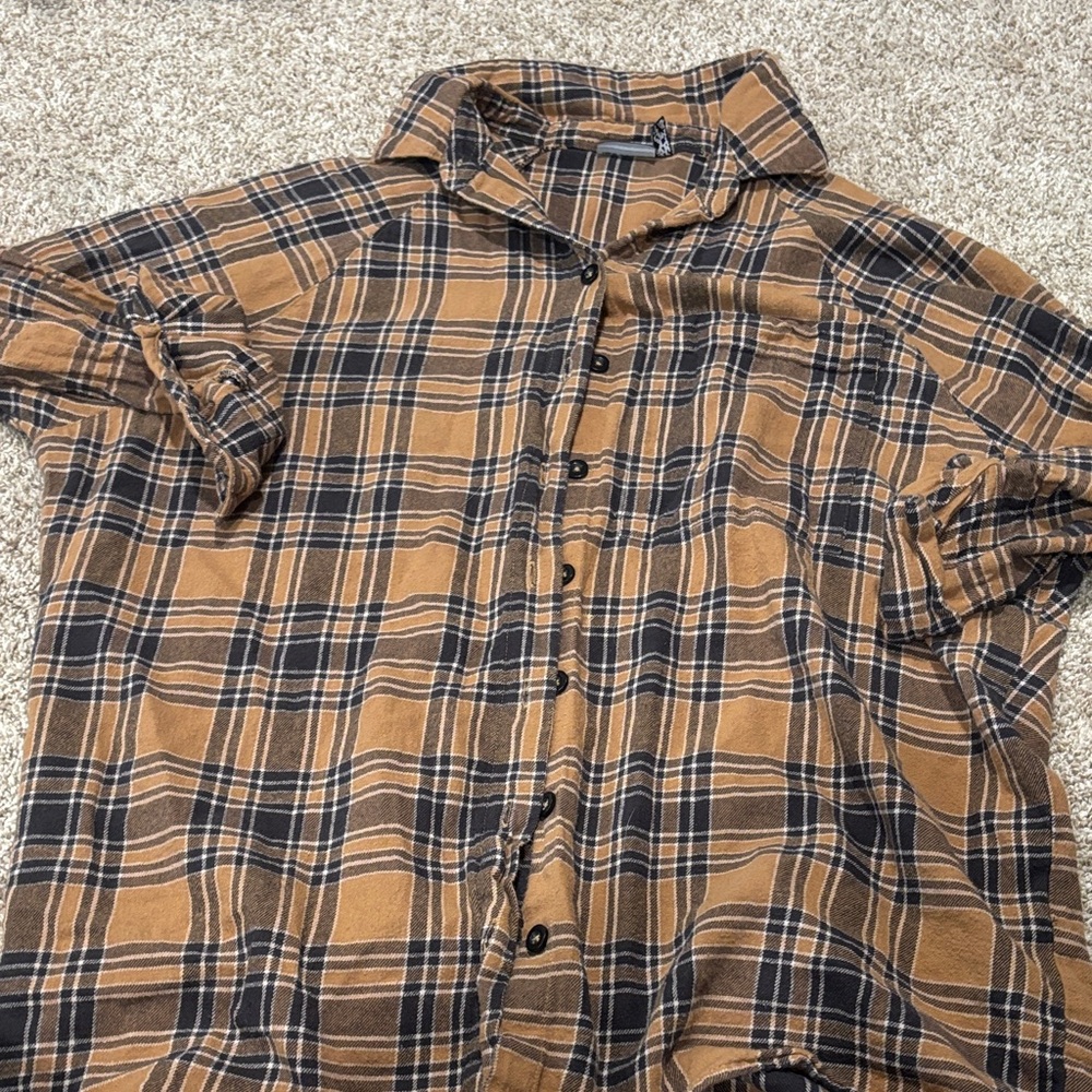⭐️2/$10 - Plaid Button-Up Shirt - Brown and Black